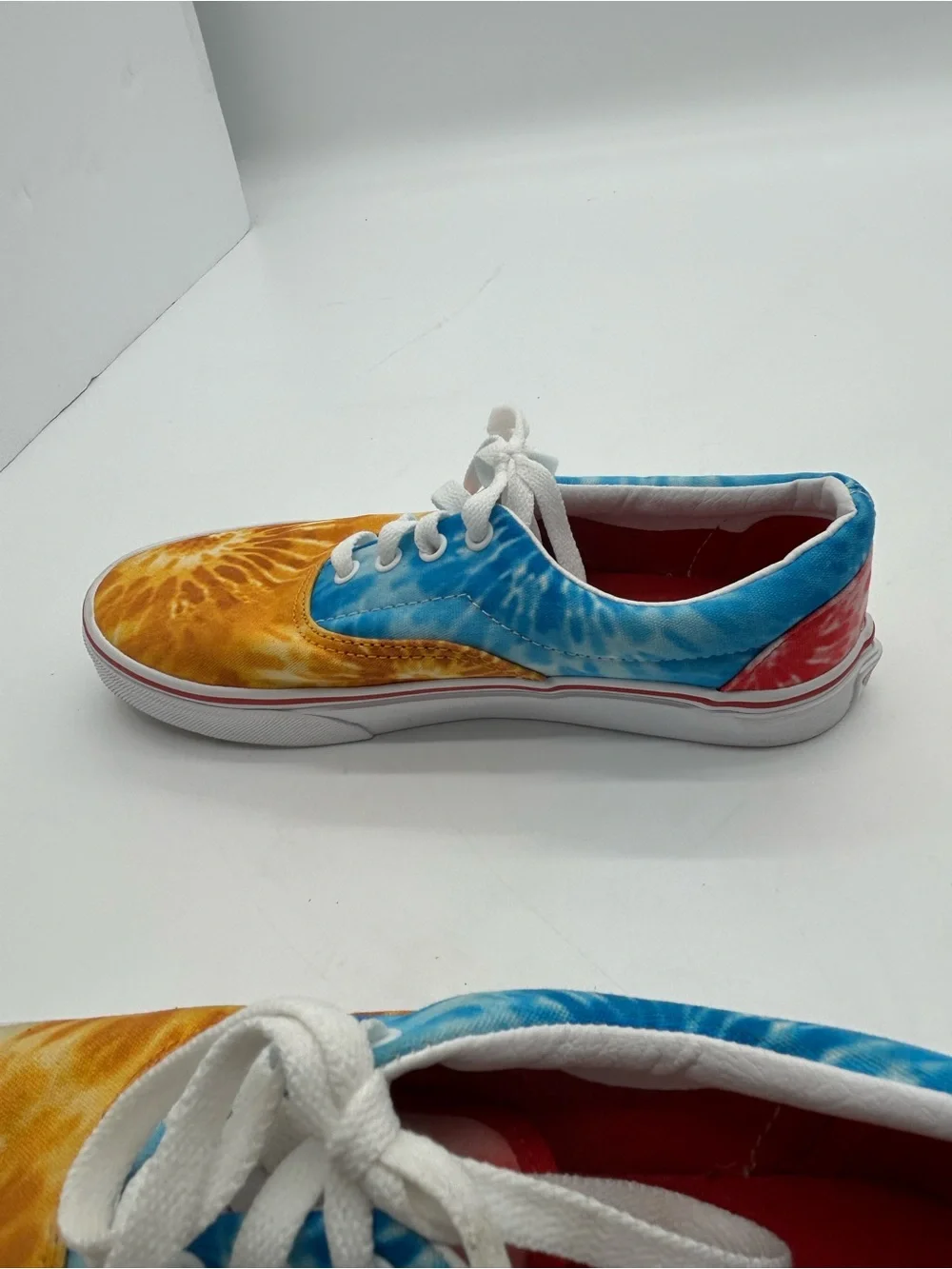 Vans Kids Era Tie-Dye Canvas Sneakers - Blue & Yellow size 4.5 New